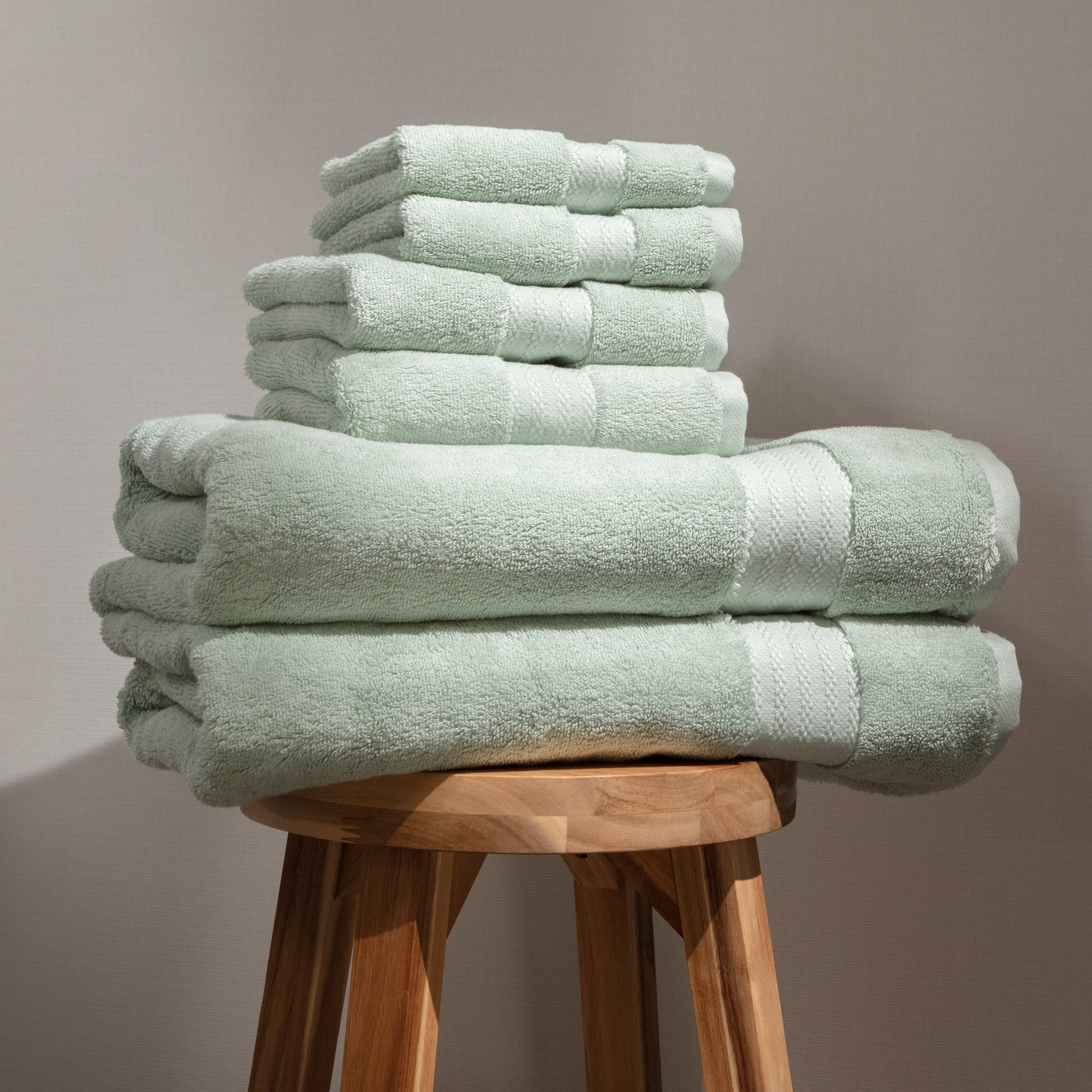 Under The Canopy GOTS Certified Luxe Organic Cotton Bath Towel, Pale Sage, Green