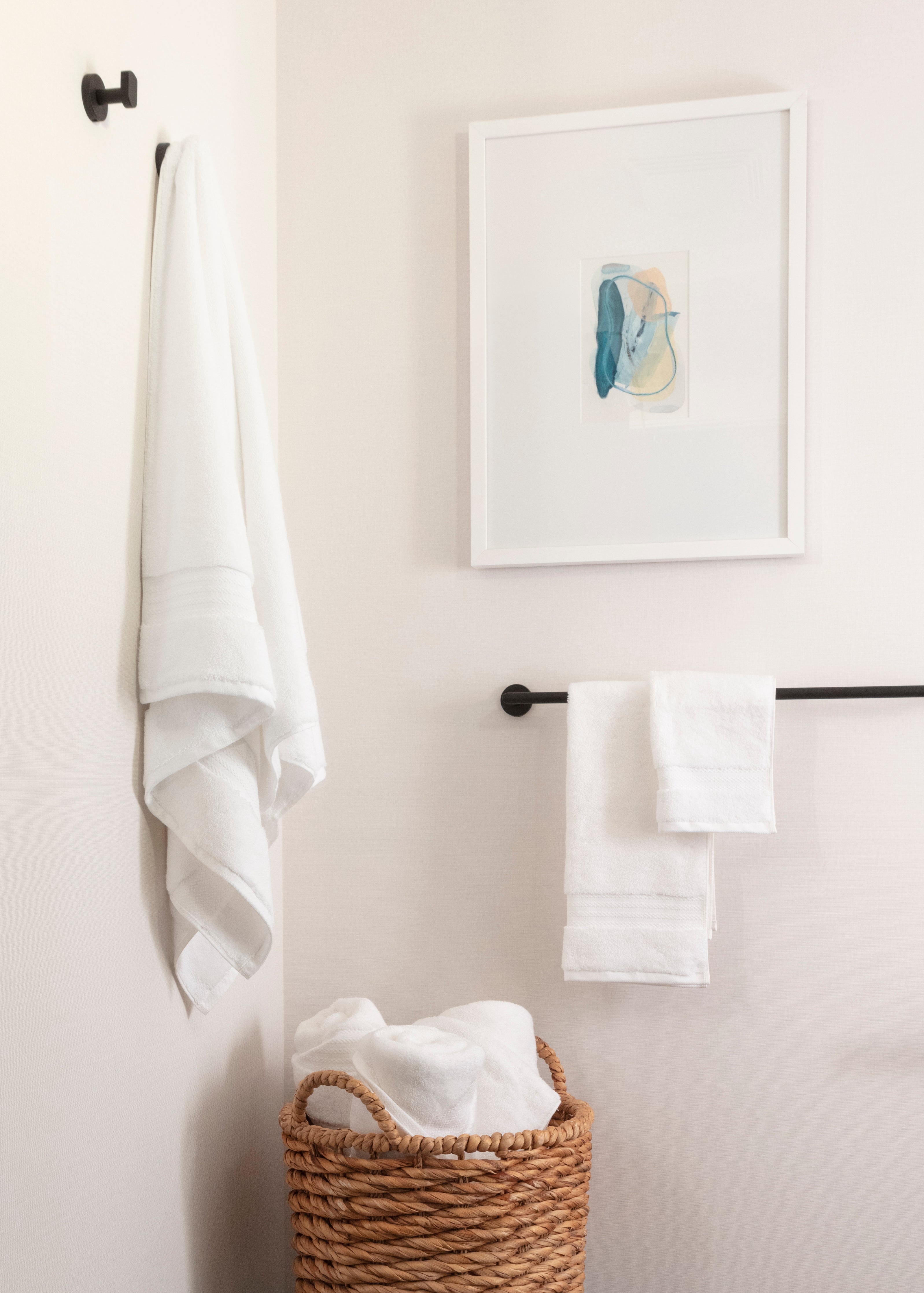 Abbie Organic Cotton Black and White Bath Towels